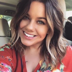 Meet your Posher, Brooke